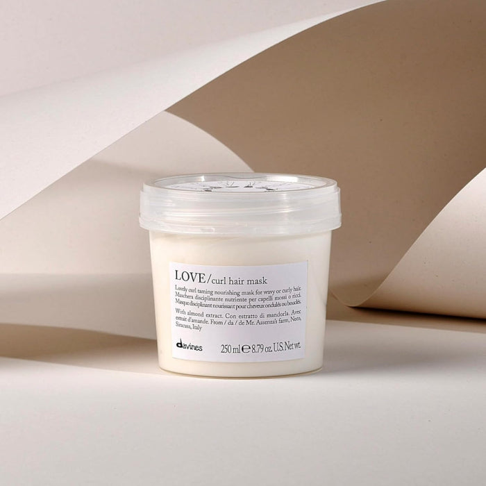 Kaukė garbanotiems plaukams Davines Love Curl