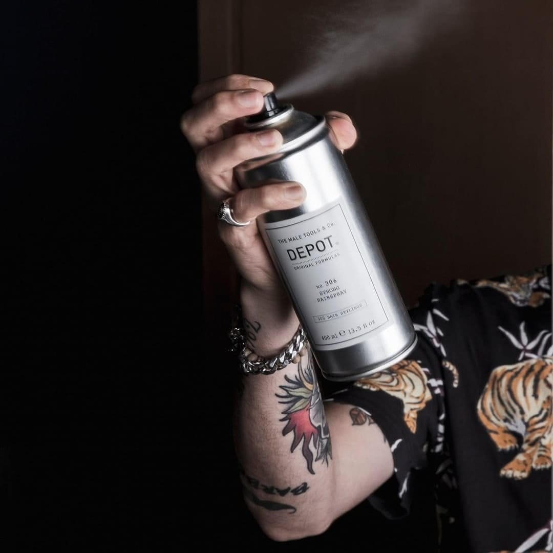 Nr. 306 STRONG HAIRSPRAY purinantis stiprios fiksacijos plaukų lakas